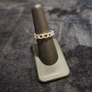 3/$10 Silver chain link ring